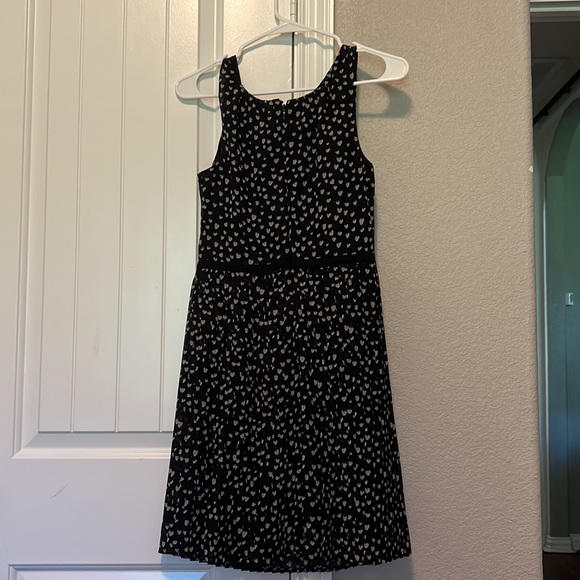 Woman’s Dress - Picture 2 of 4